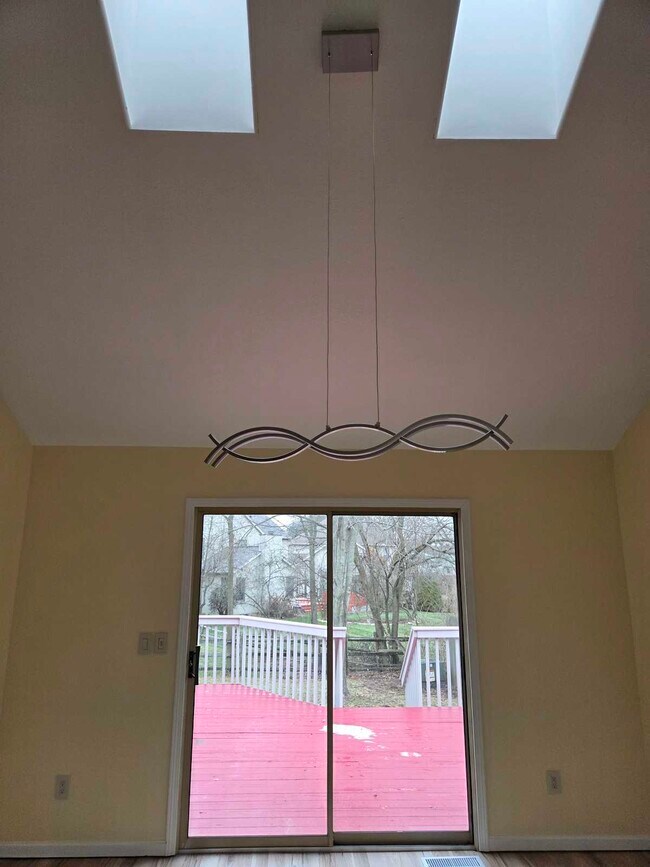 Building Photo - 6067 Abbey Church Rd