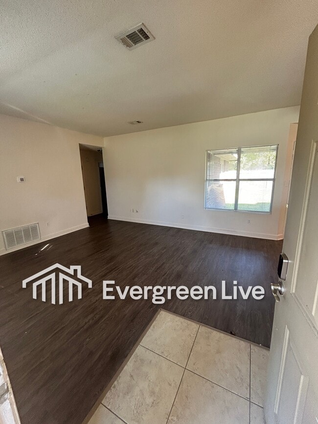 Building Photo - 60 Boreal Ct