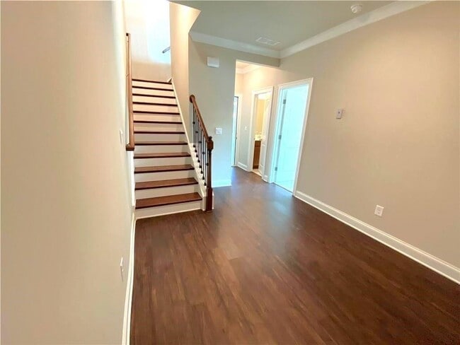 Building Photo - 912 Sweetwater Grove