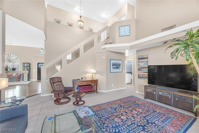 Building Photo - 3824 Sunking St