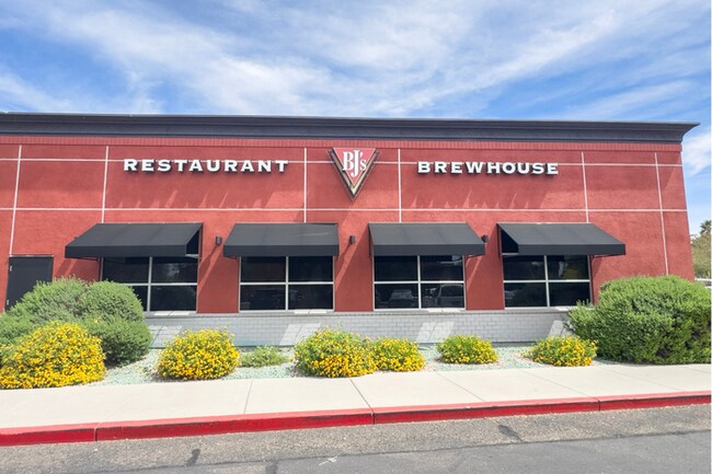 Building Photo - 2Bed/2Bath Furnished Condo in Superstition Springs -- Golf Course Views! -- Mesa, AZ!