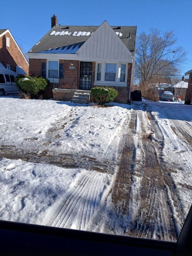 Building Photo - 12648 Mettetal St