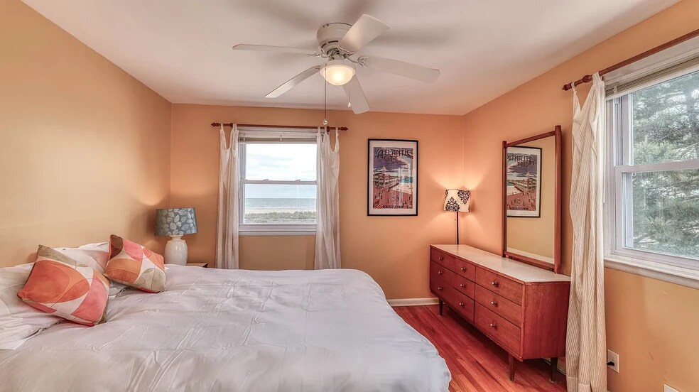 Building Photo - 108 S Newark Ave