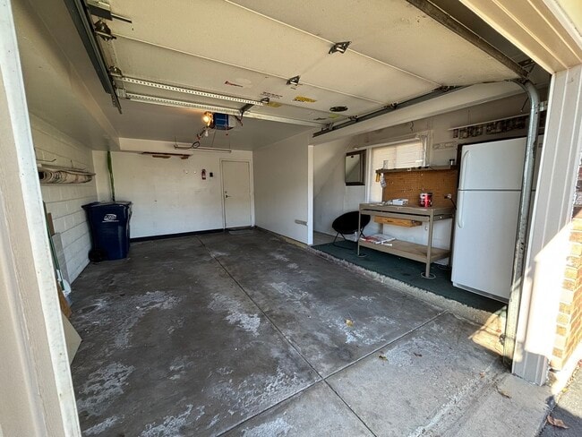 Building Photo - 234 Whidah Ct