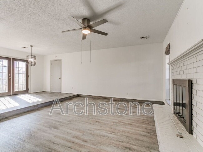 Building Photo - 4506 NW 26th St