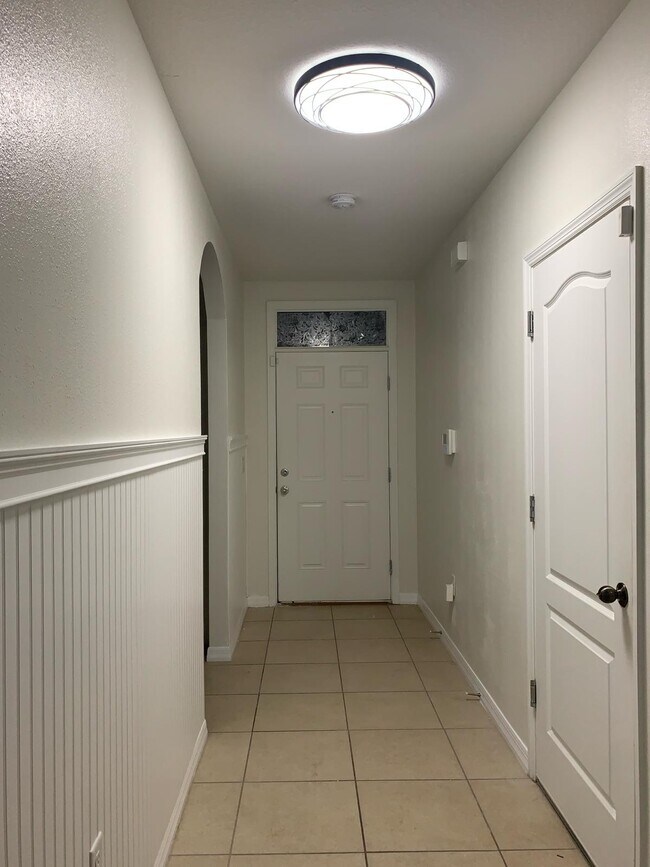 Building Photo - 224 Hamlet Rd