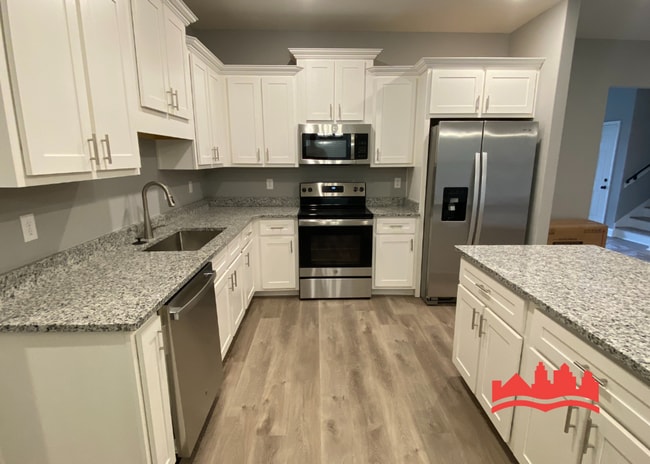 Building Photo - 10000 Messana St