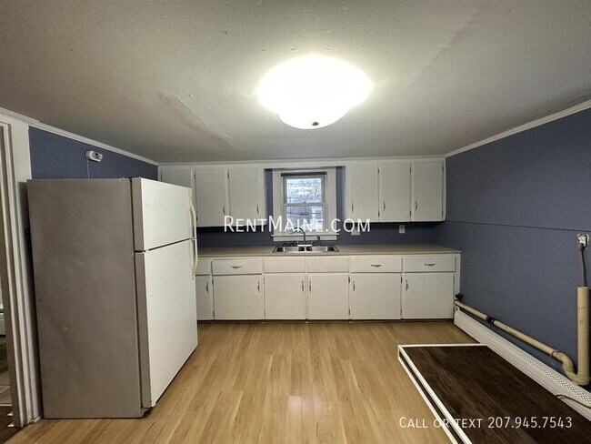 Building Photo - 253 Brunswick St