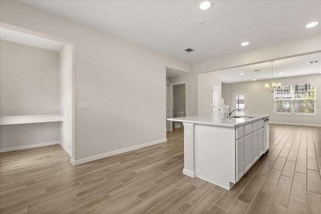 Building Photo - 15351 Burgtheater Dr