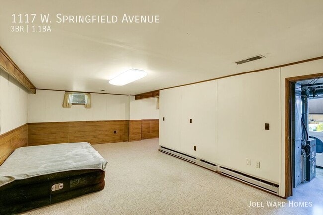 Building Photo - 1117 W Springfield Ave