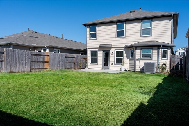 Building Photo - 623 Ash Mill Dr