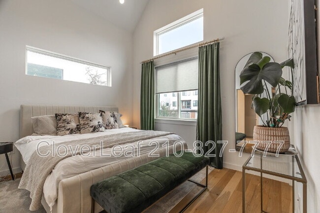 Building Photo - 102 Tendick St