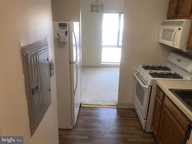 Building Photo - 6091 Majors Ln