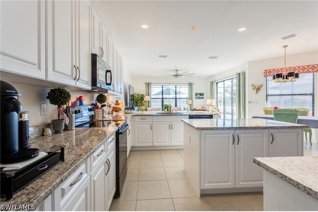 Building Photo - 13755 Luna Dr