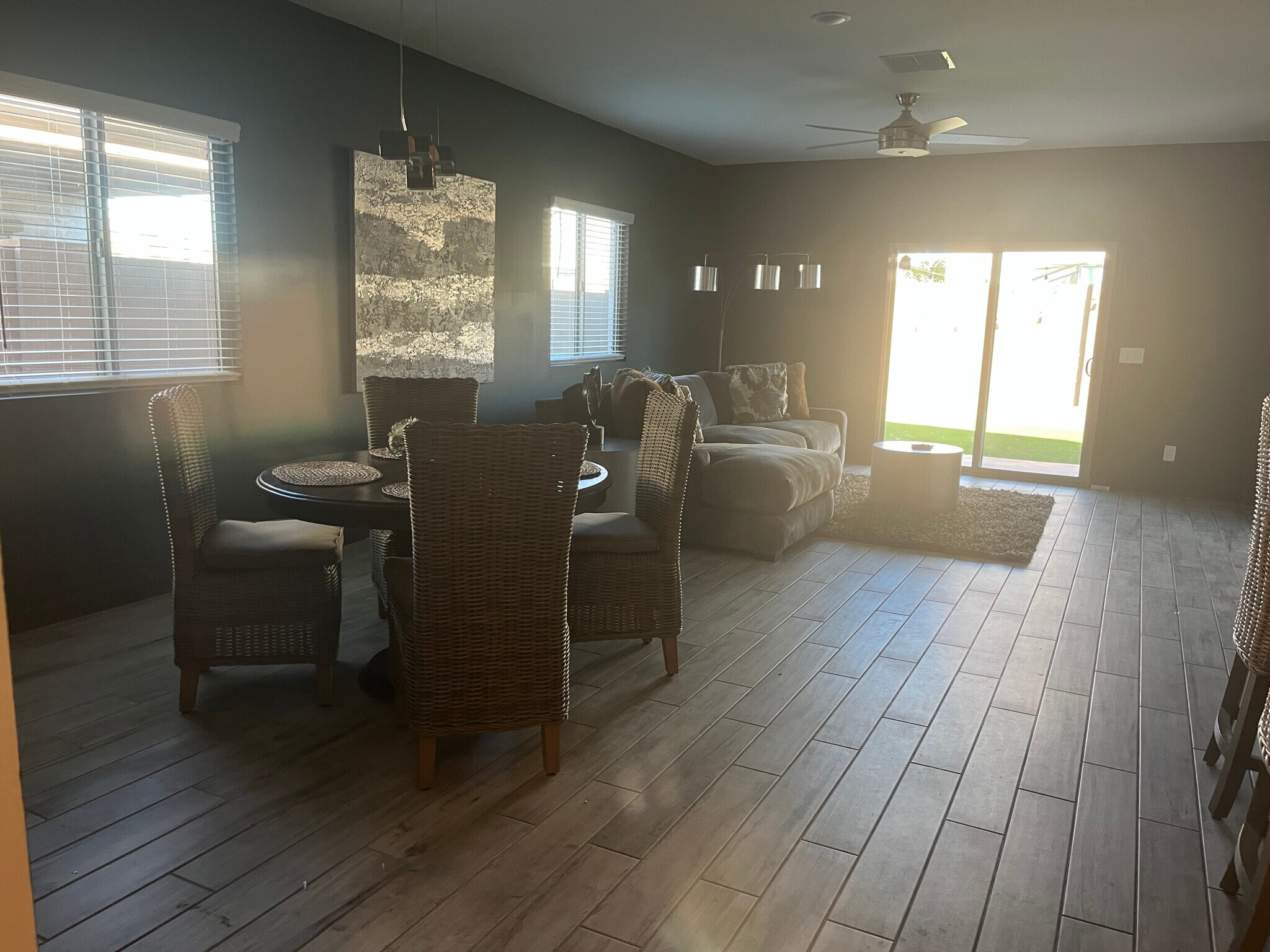 Building Photo - 2764 E Sequoia Dr