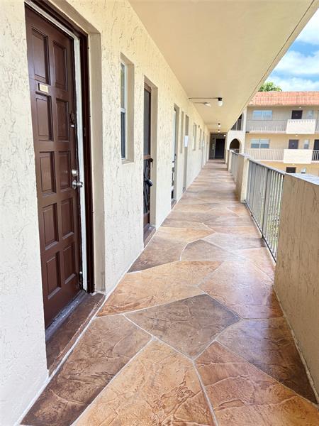 Primary Photo - 6300 S Falls Cir Dr
