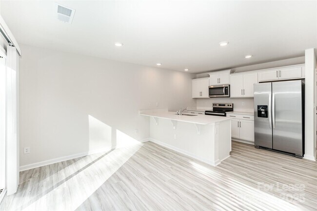 Building Photo - 5110 Hyrule Dr