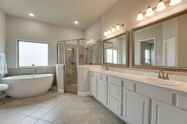 Building Photo - 1651 Sonnet Dr