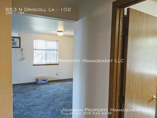 Building Photo - 853 N Driscoll Ln #102