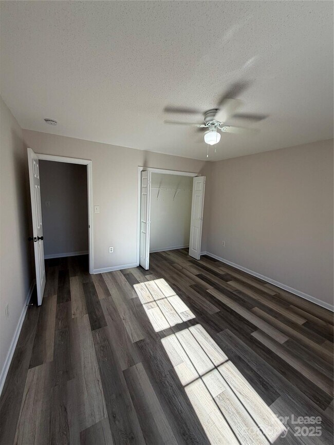 Building Photo - 140 Locomotive Ln