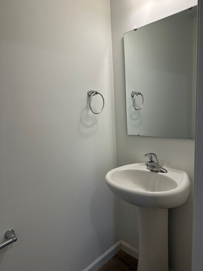 Building Photo - 67 Long Bnd Dr