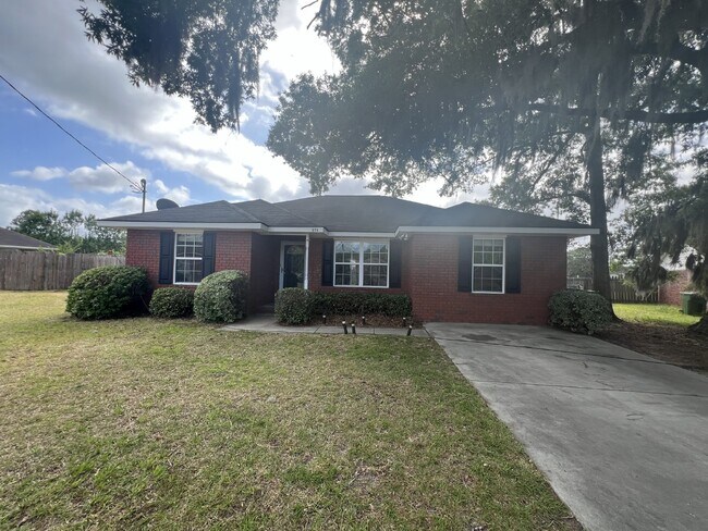 Building Photo - Home for Rent