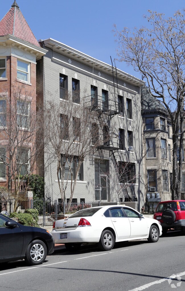 Primary Photo - 1749 T St NW