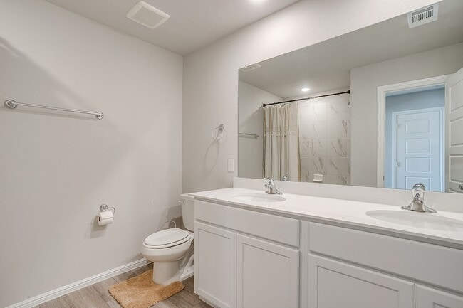 Building Photo - 8924 Lantana Meadow Dr