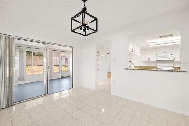 Building Photo - 3954 Sailmaker Ln