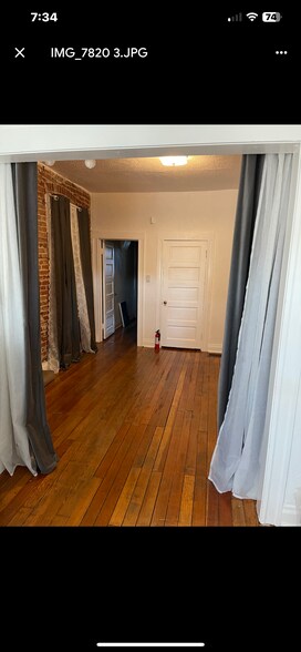 Building Photo - 1358 Mariposa St