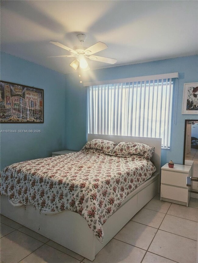 Building Photo - 679 Racquet Club Rd