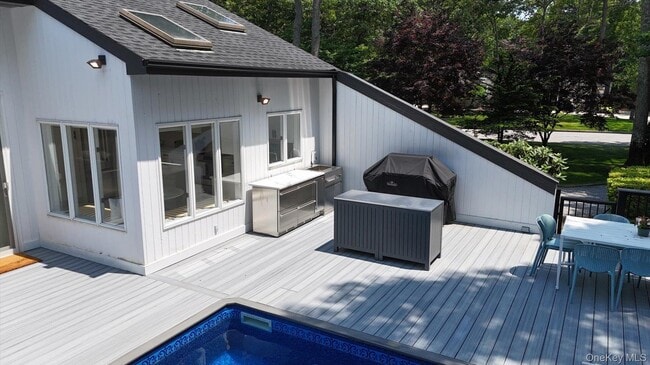 Building Photo - 7 Midhampton Ct