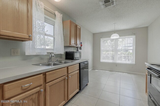 Building Photo - 2645 Cobblestone Forest Dr