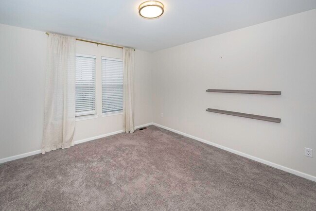 Building Photo - 50236 Amberwood Rd