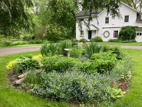 Building Photo - 75 Fostertown Rd