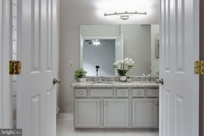 Building Photo - 1207 Pear Blossum Ct