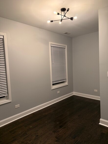 Building Photo - 7825 S Loomis Blvd