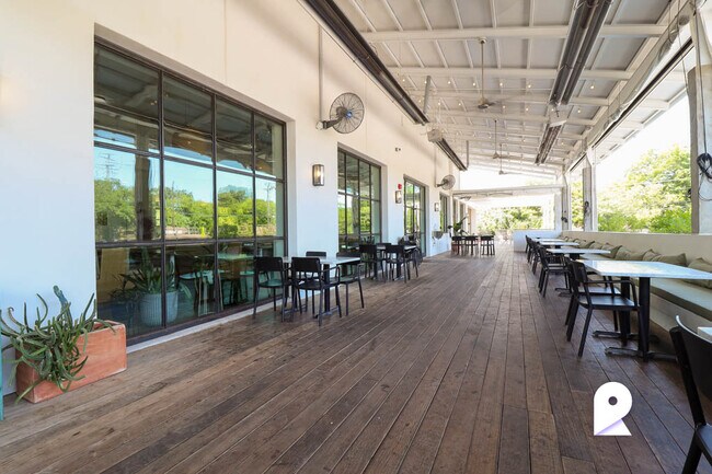 Building Photo - 1714 Patton Ln