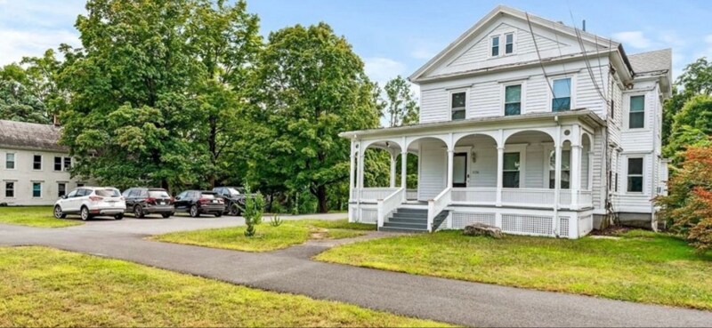 Primary Photo - 1136 N Pleasant St