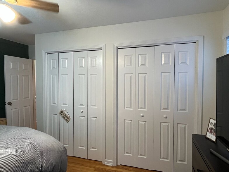 Building Photo - 15 Alvina Blvd