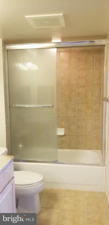 Building Photo - 11760 Sunrise Valley Dr