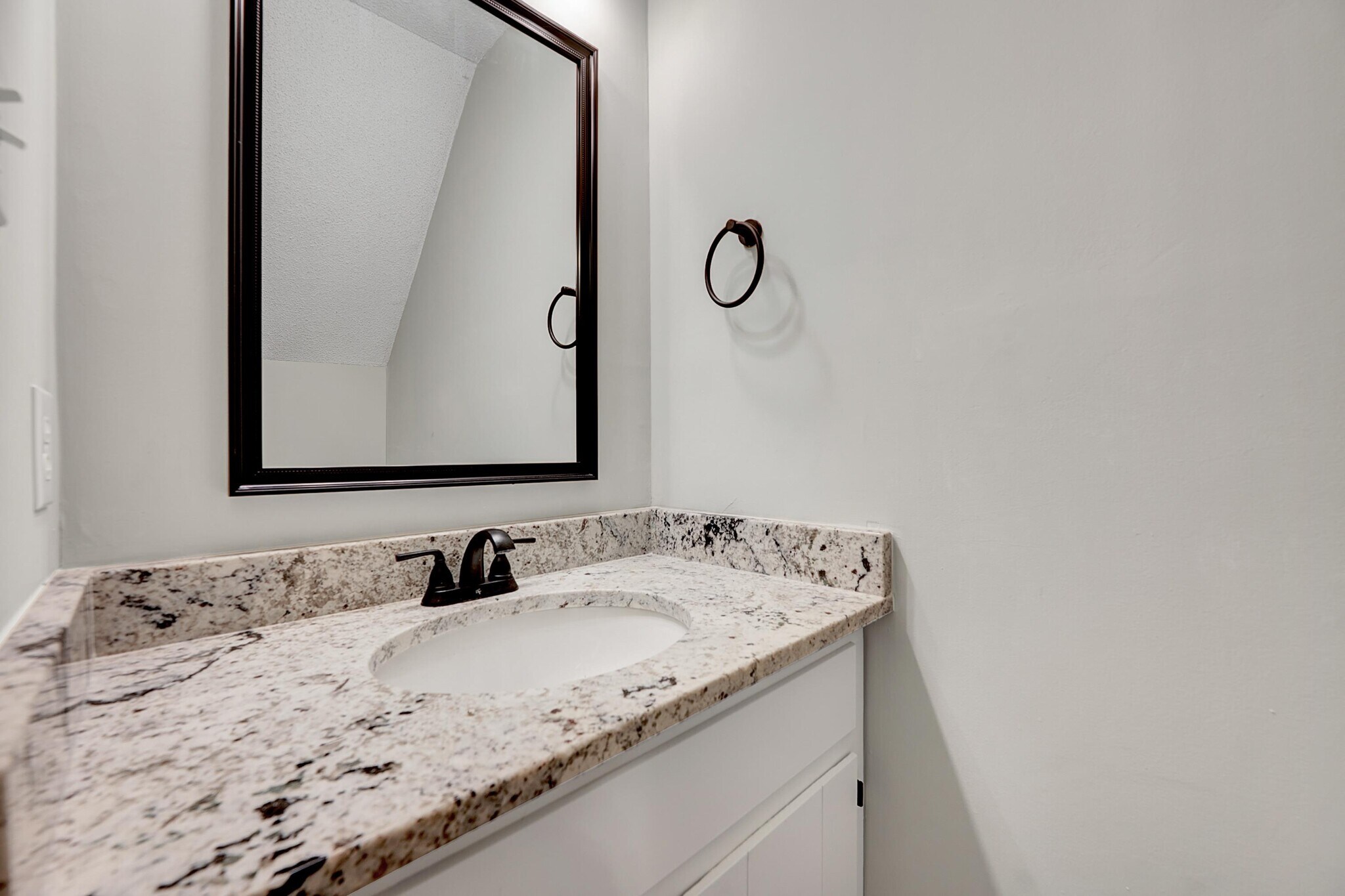 Downstairs half bath - 4115 Arckelton Dr