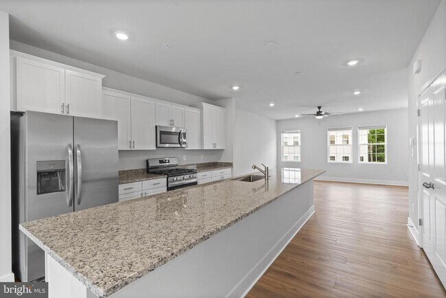 Building Photo - 23635 Goodwill Wy