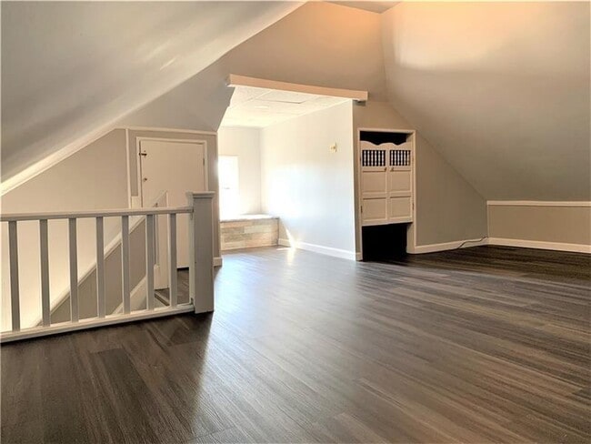 Building Photo - 1459 4th St