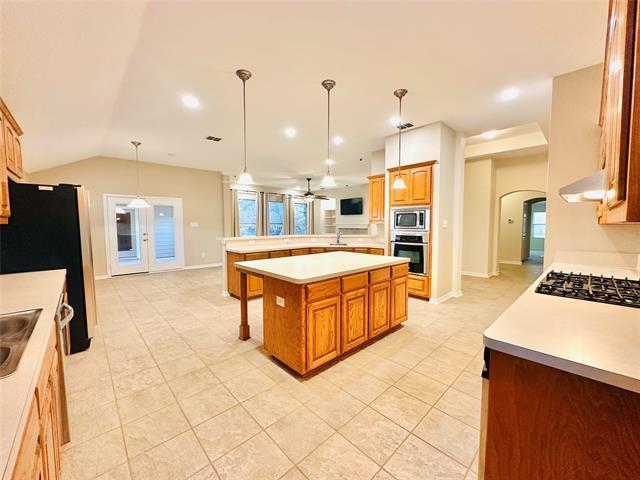 Building Photo - 1924 Countryside Dr