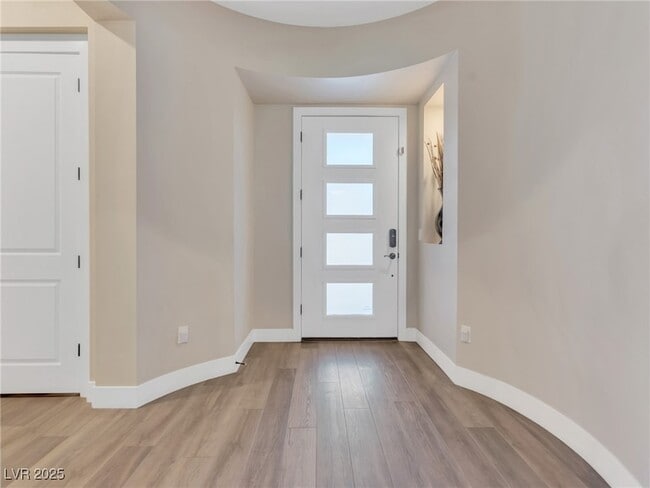 Building Photo - 2931 Raywood Ash Dr