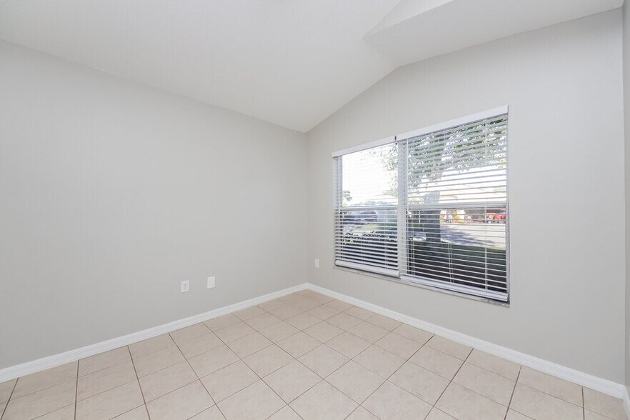 Building Photo - 1105 Whitewood Way