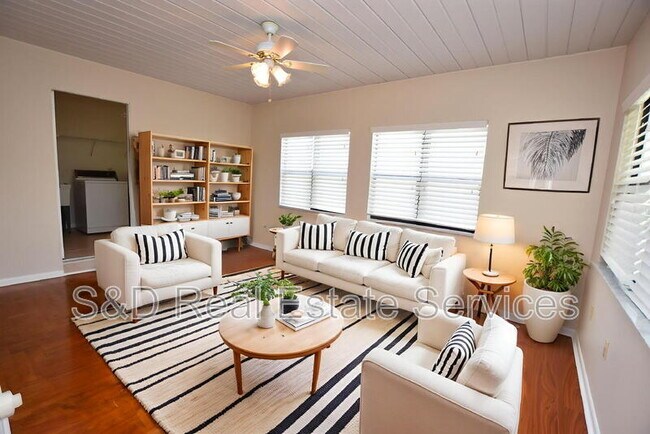 Building Photo - 2210 Harbor Town Ln