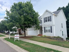 Building Photo - 305 Holly Thorn Trace