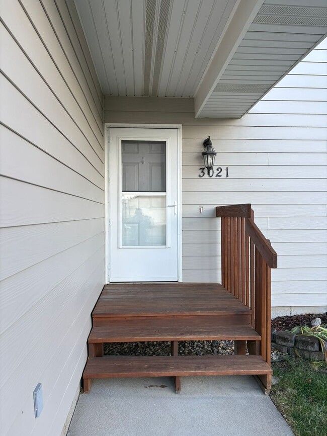 Building Photo - 3021 Gypsey Rd